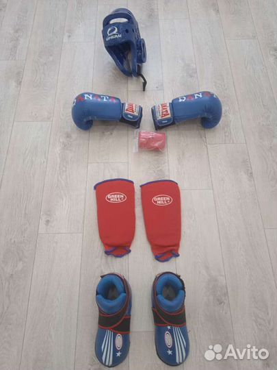 Экиперовка для кикбоксинга