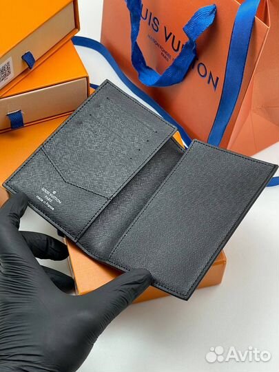 Обложка для паспорта Louis Vuitton