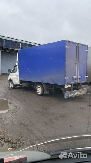 Водитель на газель по городу