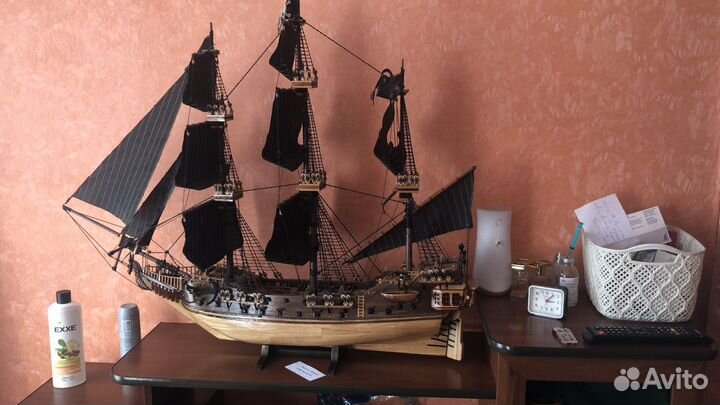 Модель корабля