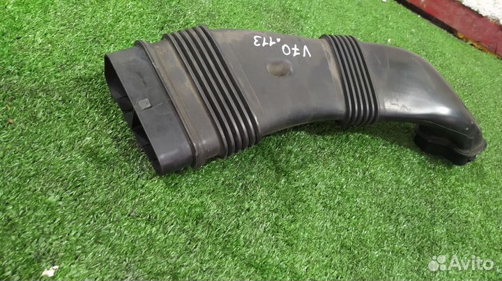 Воздухозаборник Volvo V70 B5254T10 2010