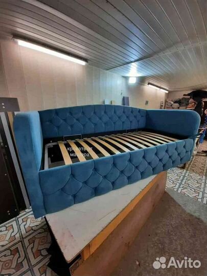 Детская кровать диван с мягкими бортиками