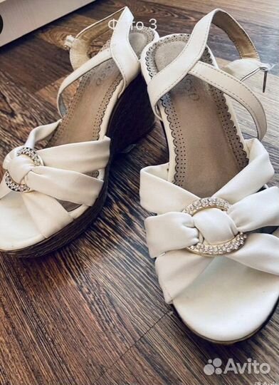 Босоножкии