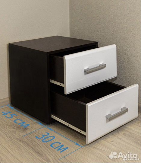 Тумба прикроватная