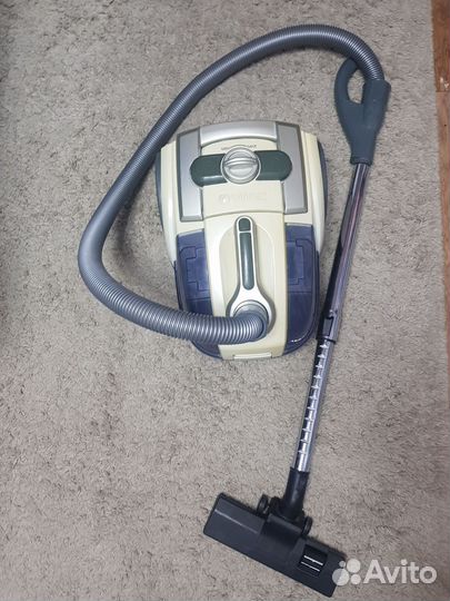 Пылесос Vitek