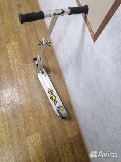 Продаю детский самокат