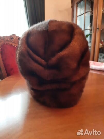 Головные уборы женские зимние