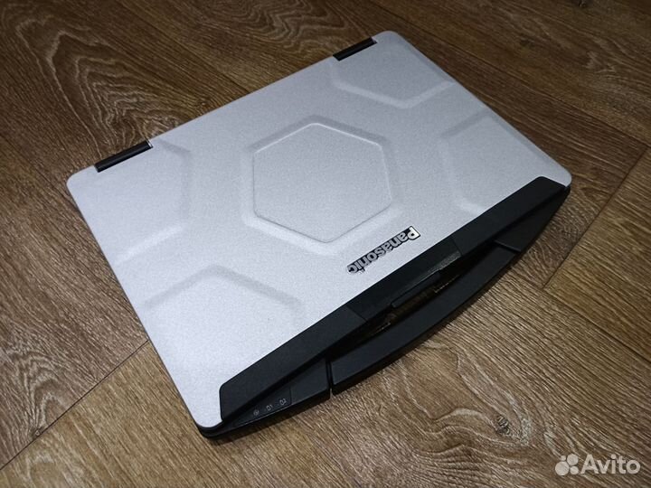 Panasonic CF-54 GEN6 как новый