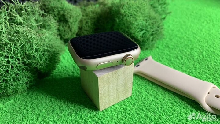 Apple watch 8 Gold Prem Edition