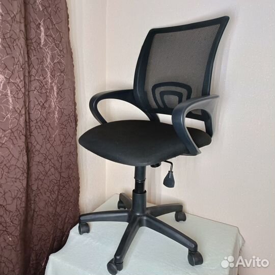 Компьютерный стул кресло