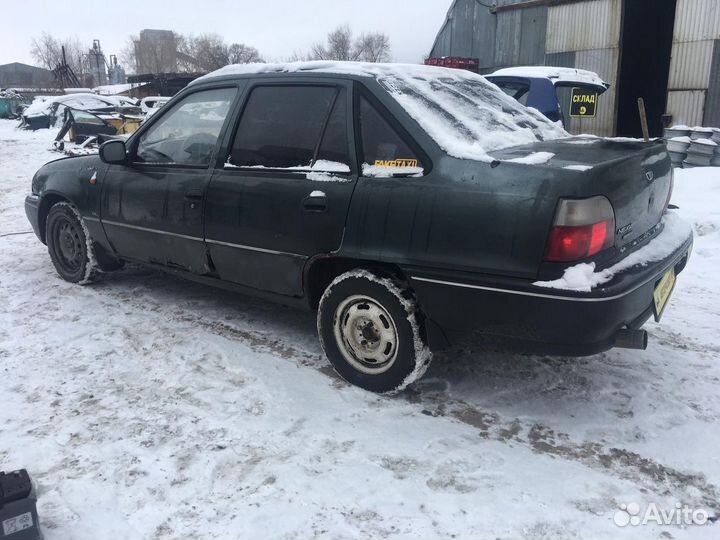 Стекло двери заднее левое Daewoo Nexia G15MF