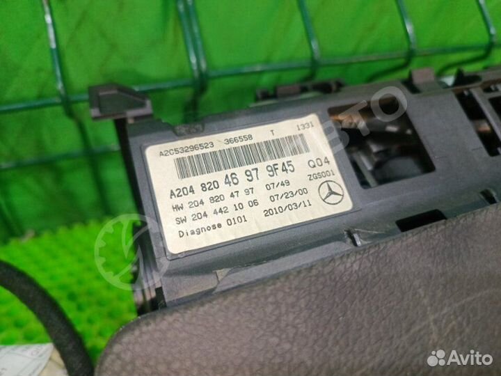 Монитор Mercedes-Benz C W204