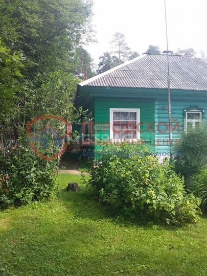 Дом 39 м² на участке 10,5 сот.