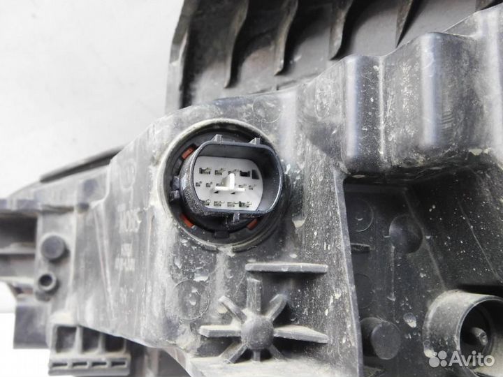 Фара правая Kia K5