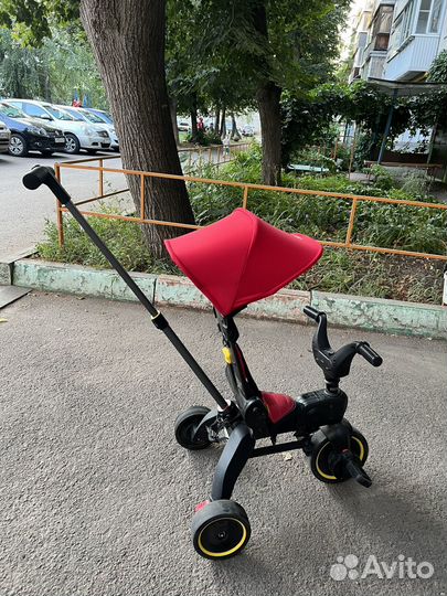 Трехколесный велосипед doona