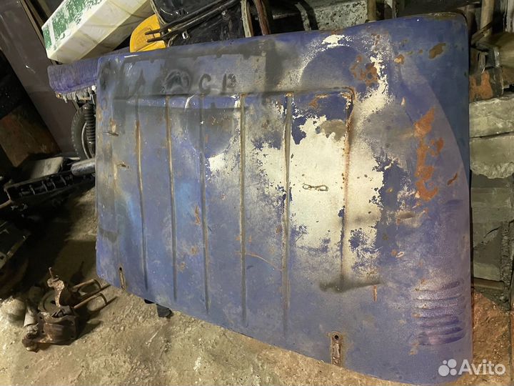 Капот на УАЗ 469