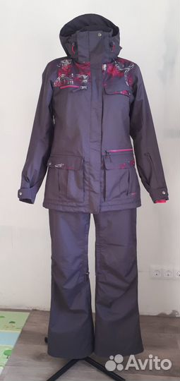 Костюм горнолыжный сноубордический