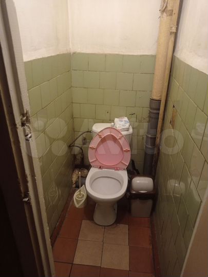 Комната 18 м² в 8-к., 4/5 эт.