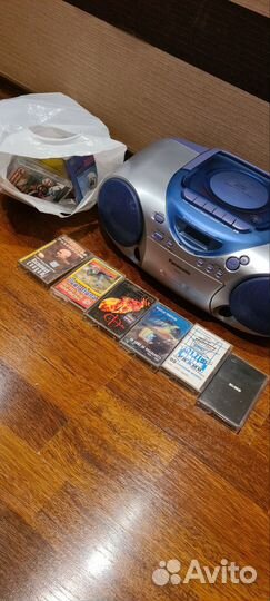Магнитофон кассетный и CD диков panasonic, кассеты