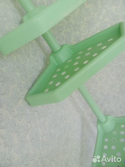 Угловая полочка для ванной/ кухни