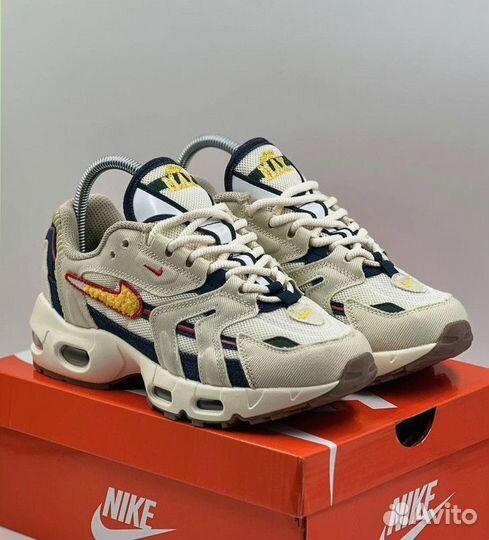 Кроссовки Nike