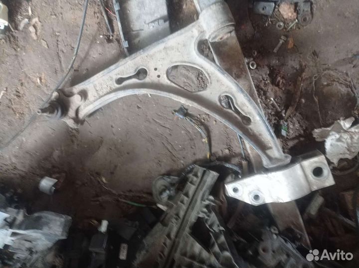 Skoda octavia a5 рычаг передний левый