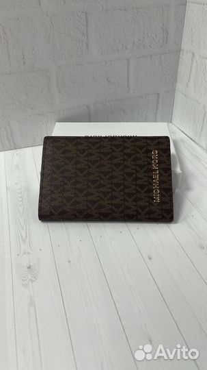 Обложка на паспорт michael kors