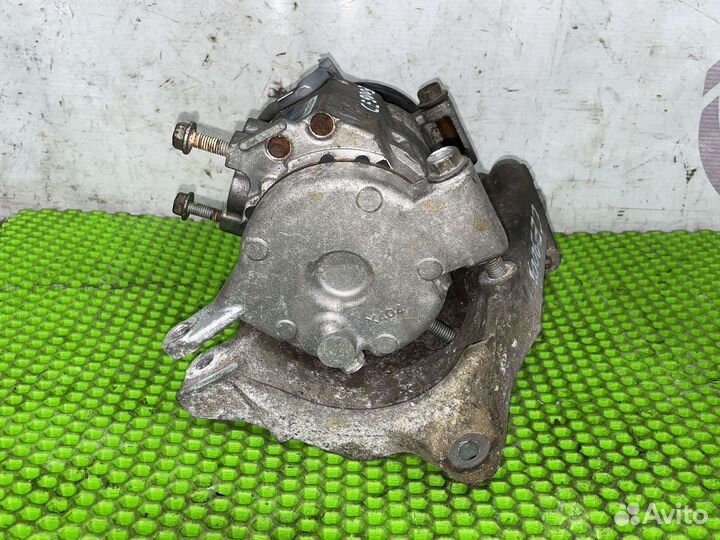 Компрессор кондиционера Cadillac Escalade GMT900