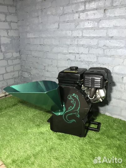 Измельчитель, щепорез Саламандра SH250 6,5 л/с