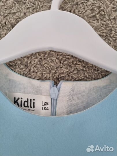 Платье для девочки нарядное 128-134