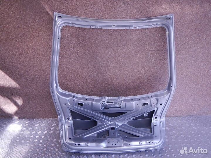 Дверь багажника Skoda Octavia