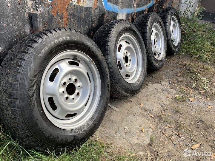 R13 Nokian Tyres Nordman 7 175/70, PCD 4x98 DIA 55