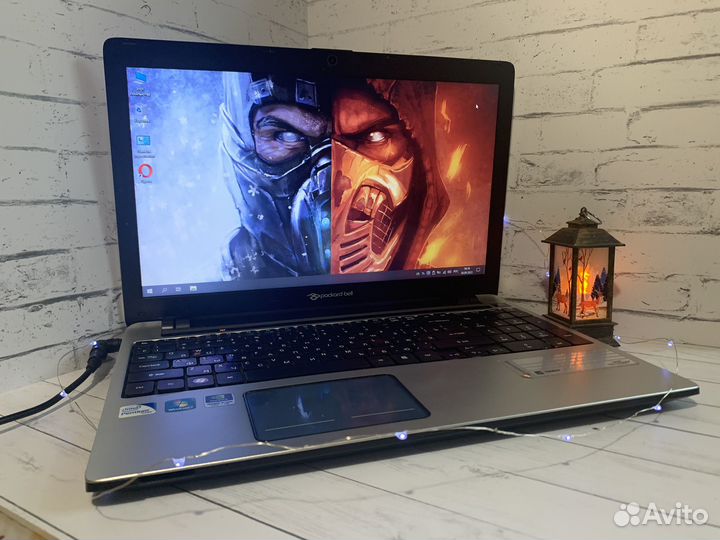 Мощный ноутбук Packard bell на i3/SSD/2 Видео