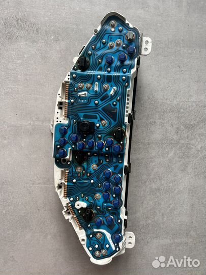 Панель приборов Toyota Corolla Levin