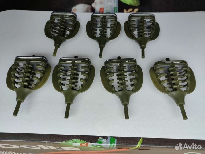 Кормушка тверская плоская пластиковая