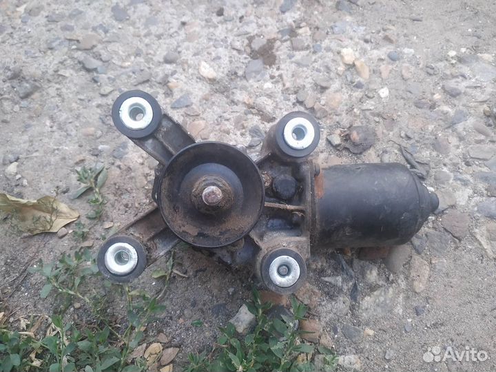 Моторчик дворников Nissan Avenir PW10 1991-1998г