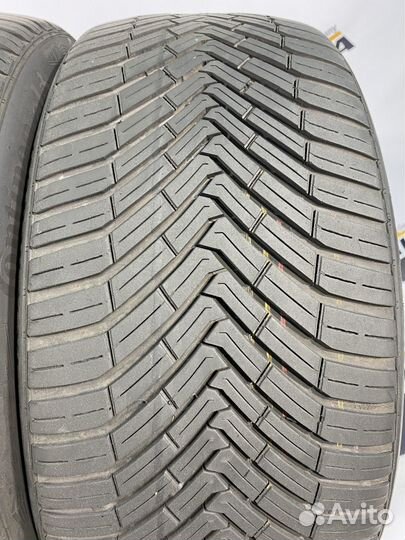Continental AllSeasonContact 225/40 R18 93W