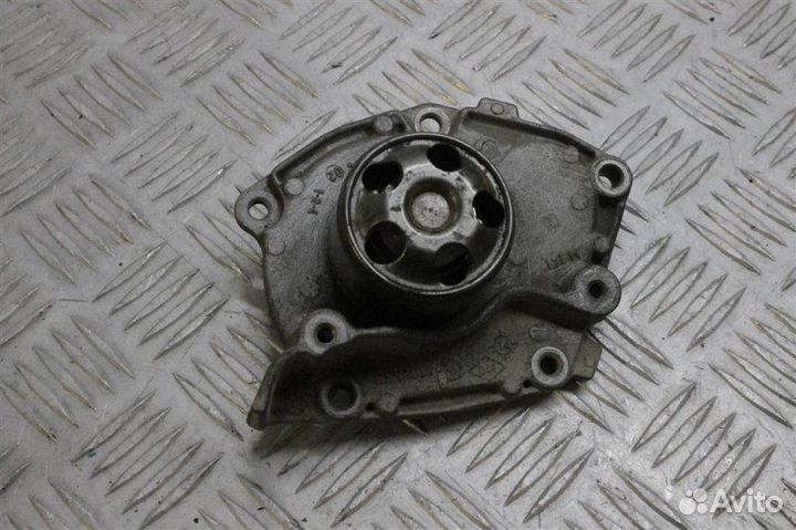 Насос водяной (помпа) Renault Duster 2.0 F4RA400