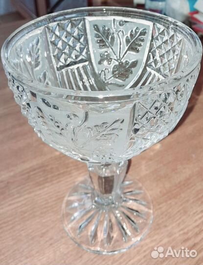 Ваза для фруктов на ножке хрусталь