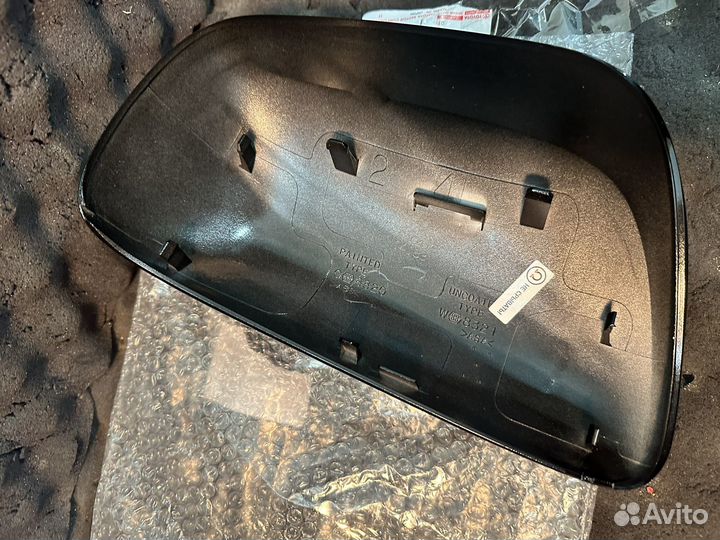 Toyota Corolla 150 левая накладка зеркала