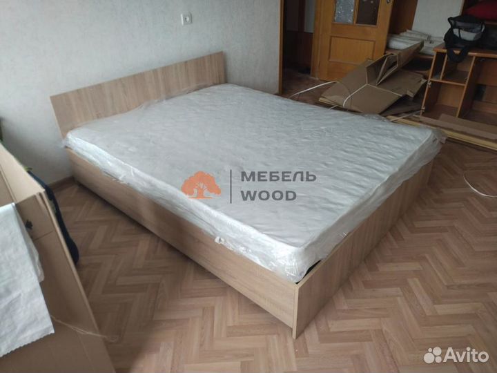 Кровать двухспальная