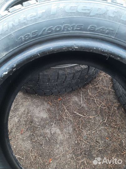 Hankook Winter I'Cept IZ2 185/60 R15 84