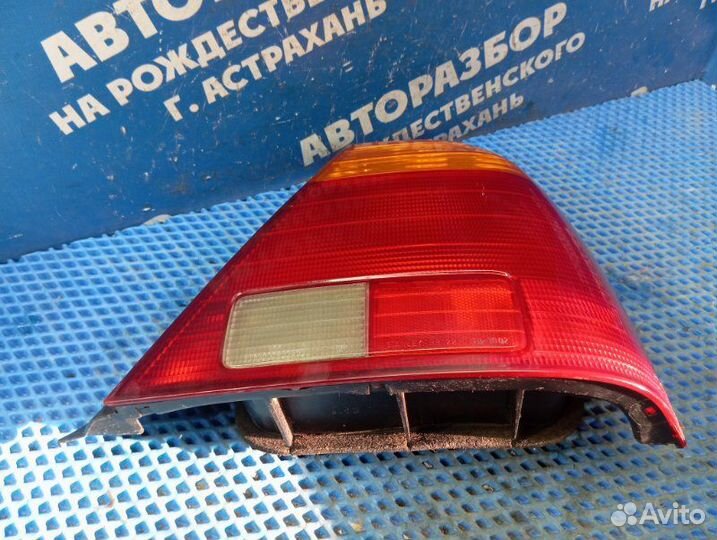 Задний правый фонарь Honda Ascot седан G20A 1994