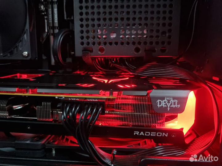 RX 6700 XT Red Devil