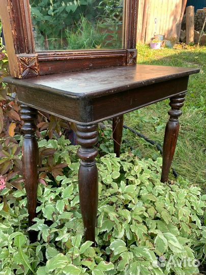 Зеркало старинное