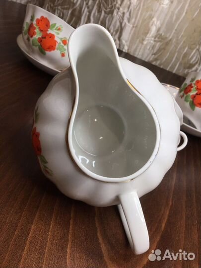 Предметы сервиза Дулево