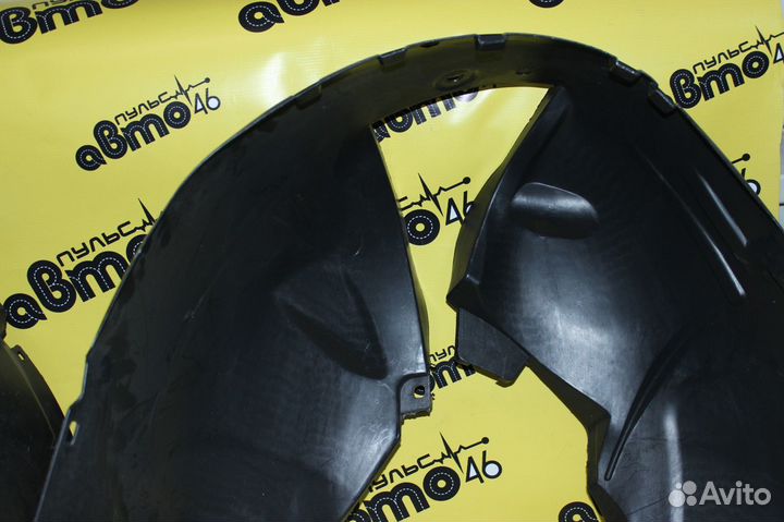 Подкрылок передний локер Рено Сандеро 1