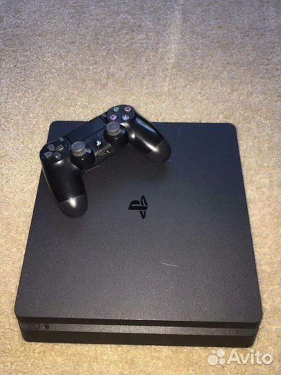 Sony PS4 slim