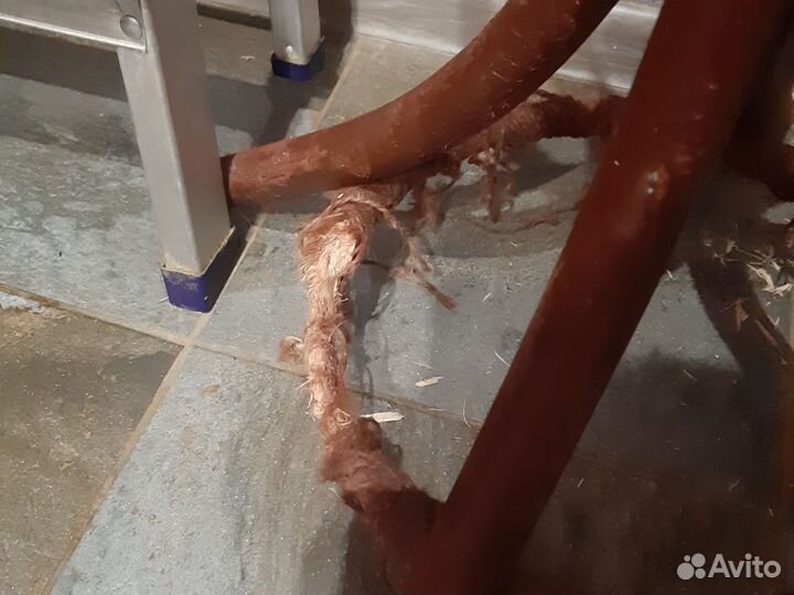 Вешалка напольная деревянная