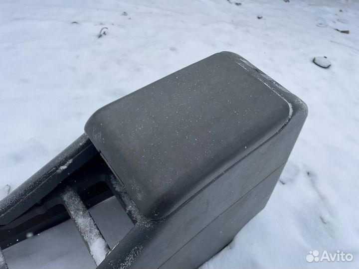 Мерседес w163 ML подлокотник центральная консоль